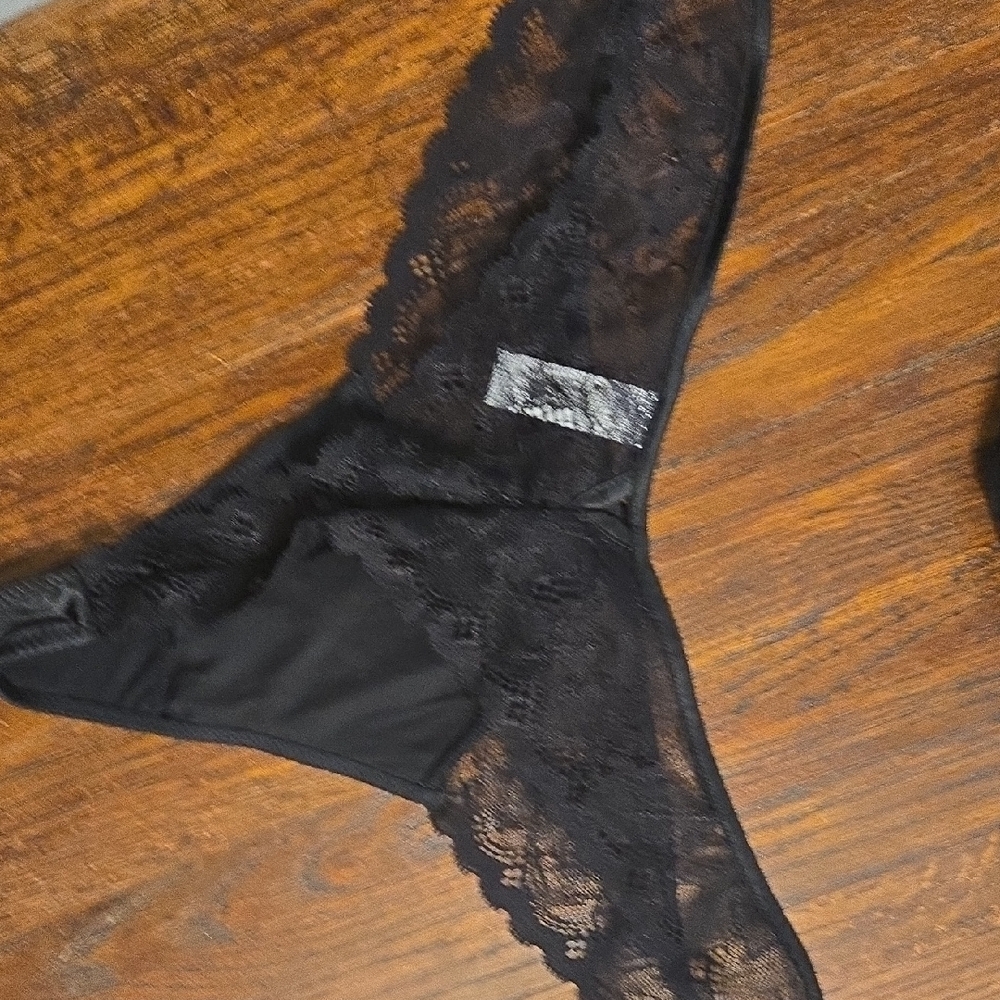 Fleur du Mal Black Lace Triangle Bralette with Satin Garter Panty Set - Picture 7 of 10